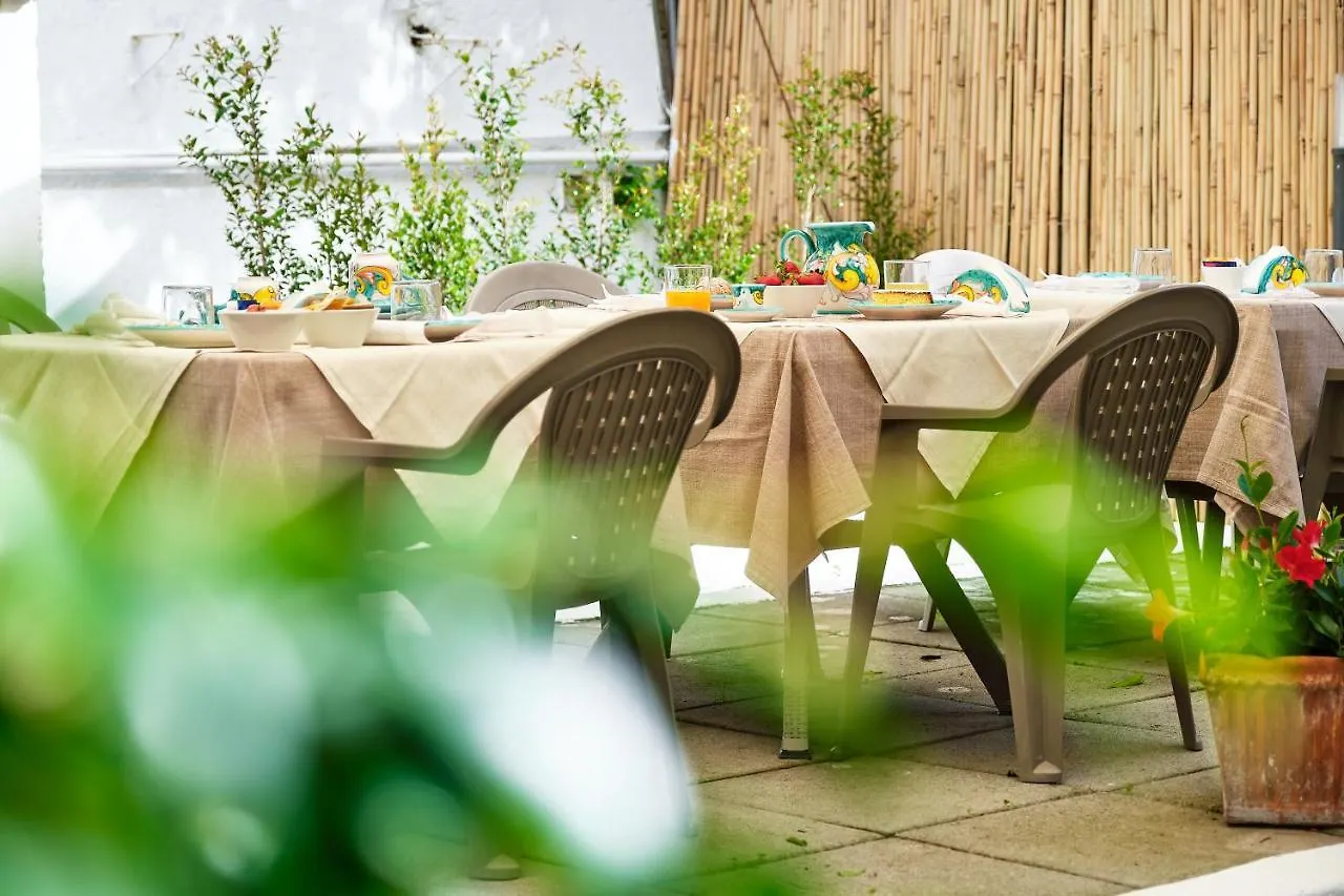 Alojamento de Acomodação e Pequeno-almoço Villa Fabiana Amalfi