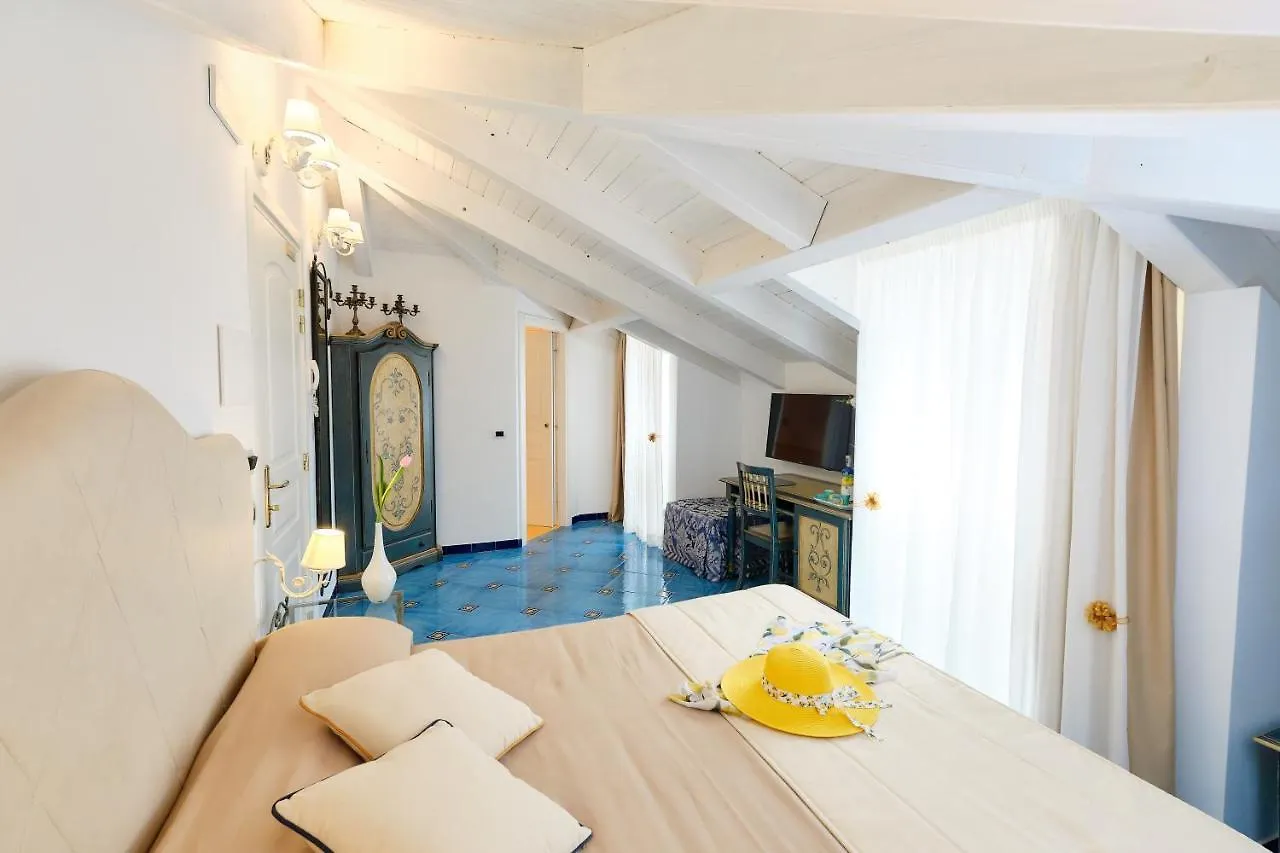 Alojamento de Acomodação e Pequeno-almoço Villa Fabiana Amalfi